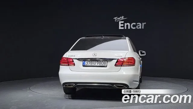 Mercedes-Benz E-Class 2014 — фото 4