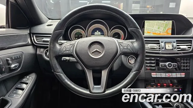 Mercedes-Benz E-Class 2014 — фото 13