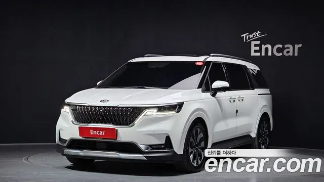 Kia Canival 2021 — фото 1