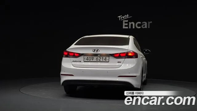 Hyundai AVANTE 2016 — фото 4