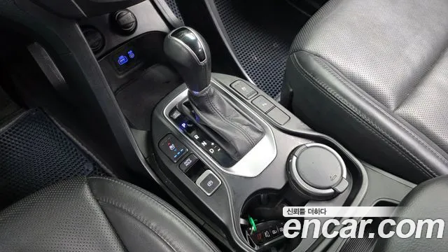 Hyundai Maxcruz 2017 — фото 9