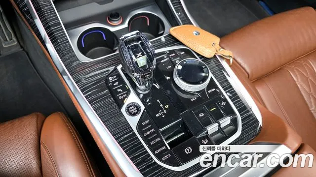 BMW X7 2022 — фото 12
