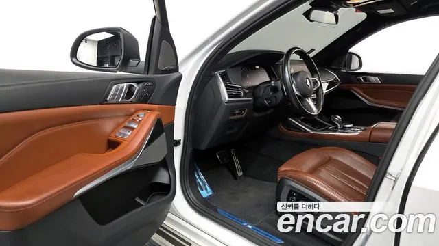 BMW X7 2022 — фото 13