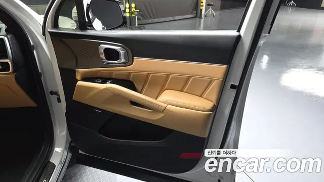 Kia Sorento 2023 — фото 14