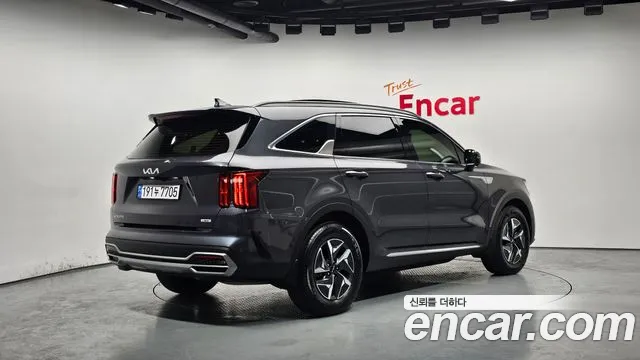 Kia Sorento 2023 — фото 2