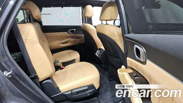 Kia Sorento 2023 — фото 18