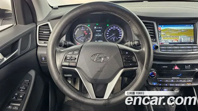 Hyundai Tucson 2016 — фото 19
