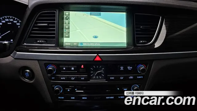 Hyundai Genesis 2015 — фото 14