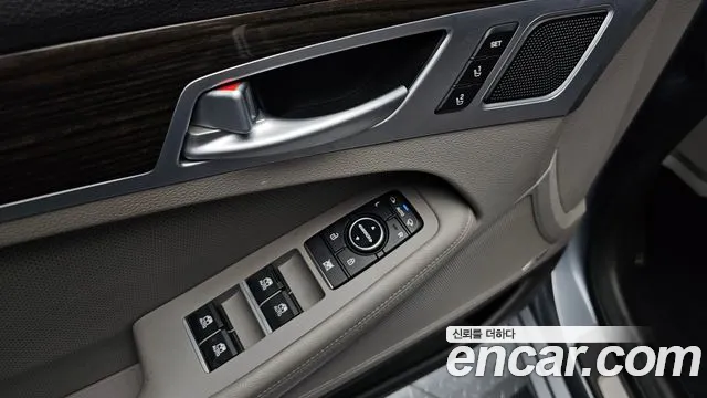 Hyundai Genesis 2015 — фото 16