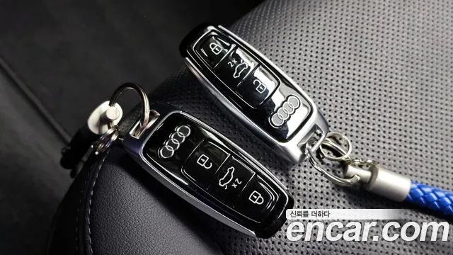 Audi Q7 2020 — фото 16
