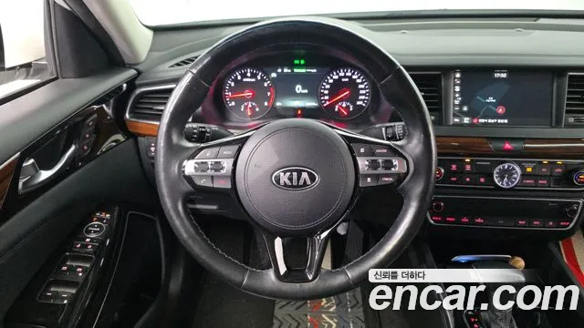 Kia K7 2017 — фото 13
