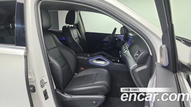Mercedes-Benz GLE-Class 2019 — фото 16