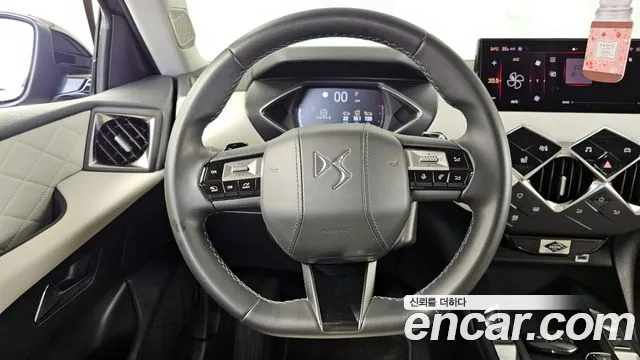 Citroen-DS DS3 2023 — фото 13