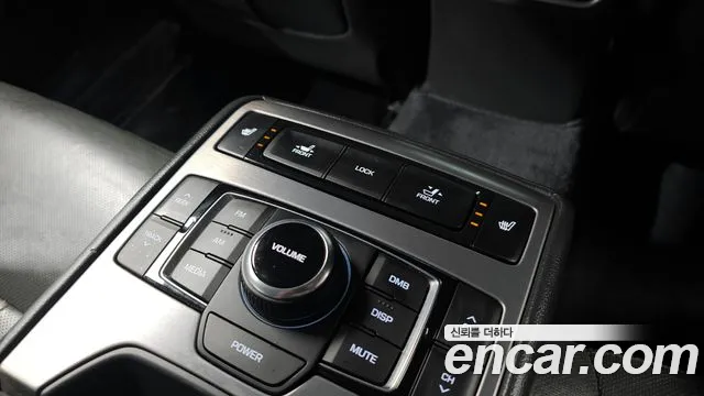 Hyundai Genesis 2016 — фото 19