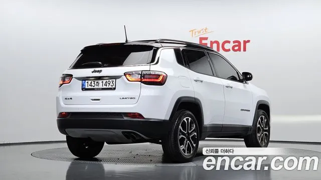 Jeep Compass 2022 — фото 2