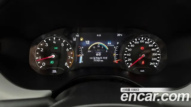 Jeep Compass 2022 — фото 11