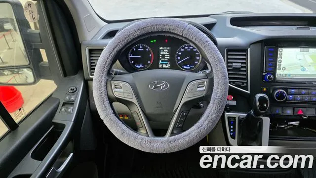 Hyundai Solati 2017 — фото 13