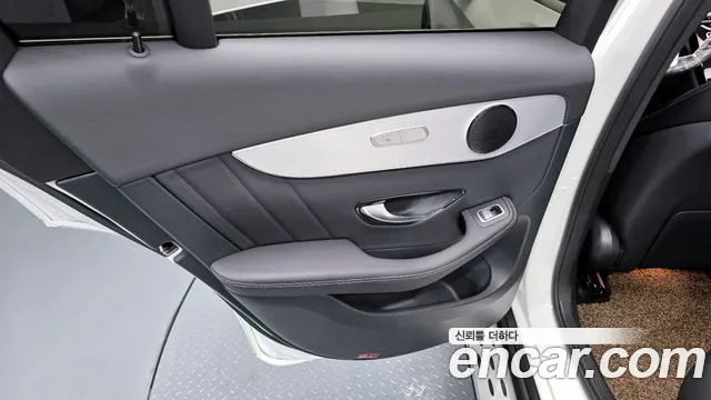Mercedes-Benz GLC-Class 2021 — фото 15