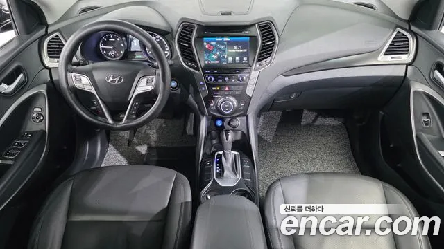 Hyundai Santafe 2016 — фото 10