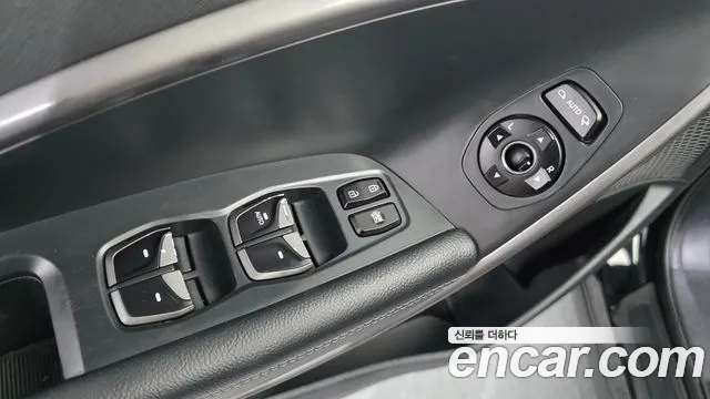 Hyundai Santafe 2016 — фото 20