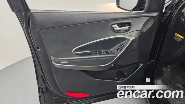 Hyundai Santafe 2016 — фото 14