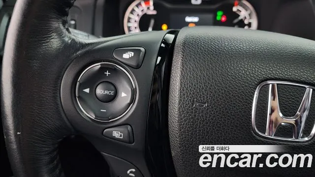 Honda Pilot 2016 — фото 18