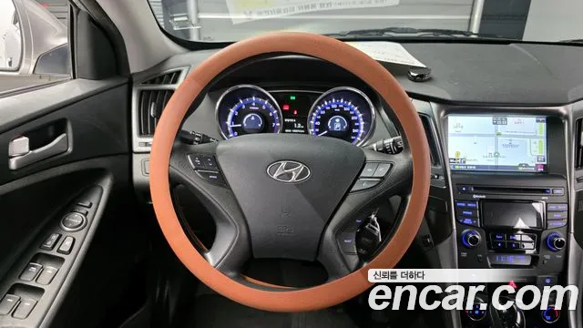 Hyundai Sonata 2013 — фото 12