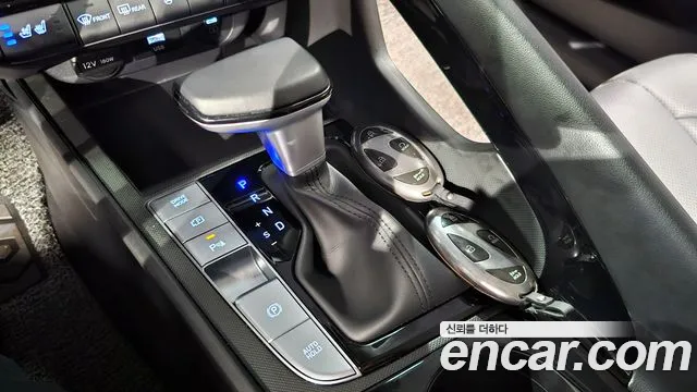 Hyundai AVANTE 2024 — фото 12