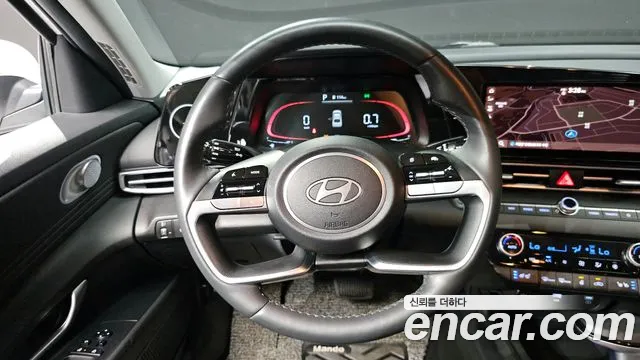 Hyundai AVANTE 2024 — фото 19