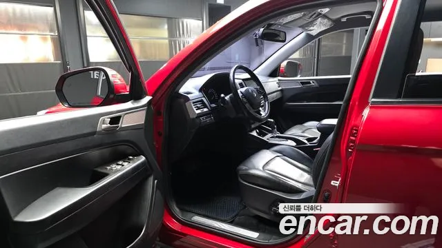KG_Mobility_Ssangyong Rexton 2018 — фото 13