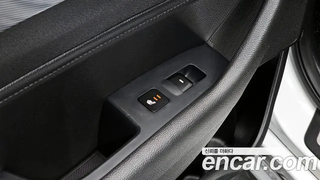 Hyundai Sonata 2017 — фото 19