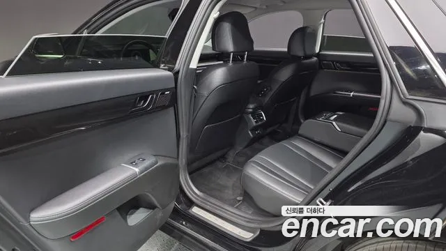 Hyundai Grandeur 2023 — фото 18