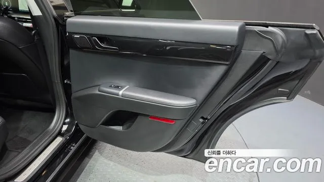 Hyundai Grandeur 2023 — фото 15
