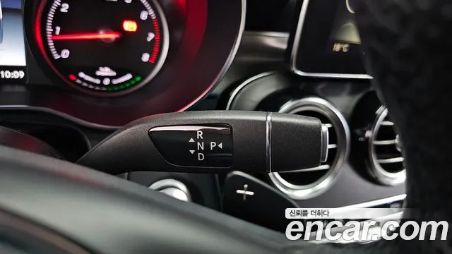 Mercedes-Benz GLC-Class 2018 — фото 12