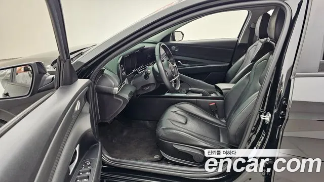 Hyundai AVANTE 2022 — фото 10