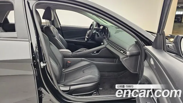 Hyundai AVANTE 2022 — фото 12