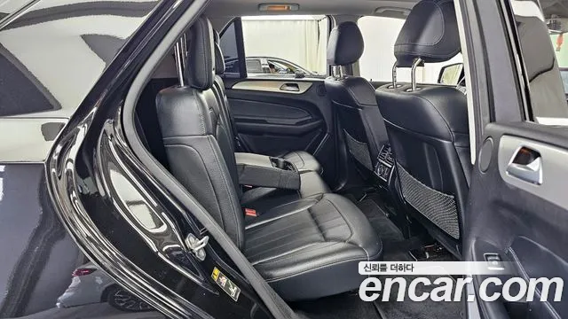 Mercedes-Benz GLE-Class 2018 — фото 12
