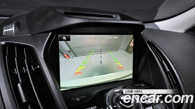 Ford Kuga 2016 — фото 15