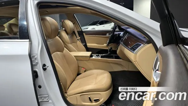 Hyundai Genesis 2016 — фото 17