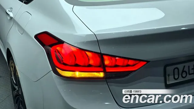 Hyundai Genesis 2016 — фото 9