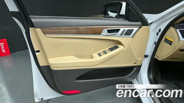 Hyundai Genesis 2016 — фото 14