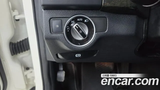 Mercedes-Benz GLK-Class 2012 — фото 17