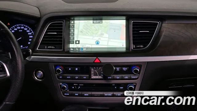 Hyundai Genesis 2016 — фото 18