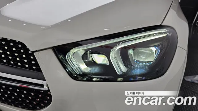 Mercedes-Benz GLE-Class 2022 — фото 8