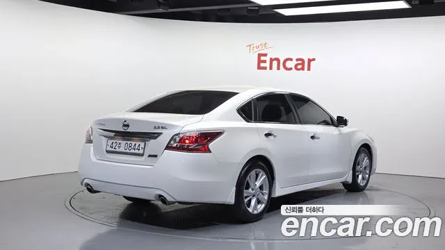 Nissan Altima 2016 — фото 2