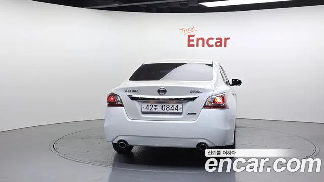 Nissan Altima 2016 — фото 4