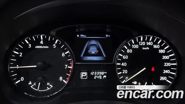 Nissan Altima 2016 — фото 8