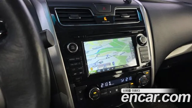 Nissan Altima 2016 — фото 14