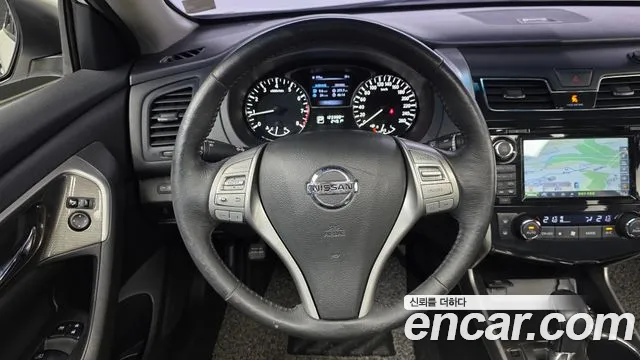 Nissan Altima 2016 — фото 15