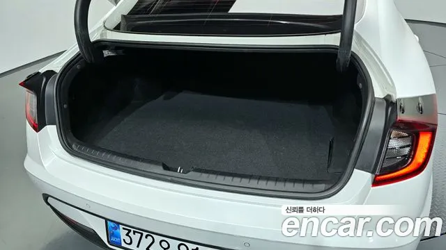Hyundai Sonata 2020 — фото 19